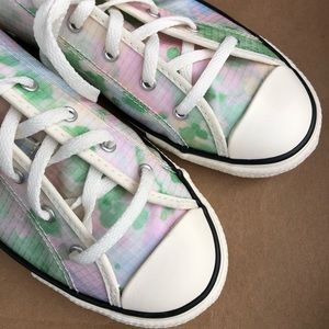 Size 8 Converse women Dainty Mule Slip, tie dye design